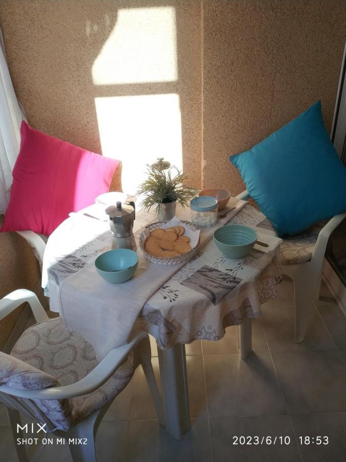 Апартаменты Pink Catia Coqueto Piso Playa Del Cura Торевьиа Экстерьер фото